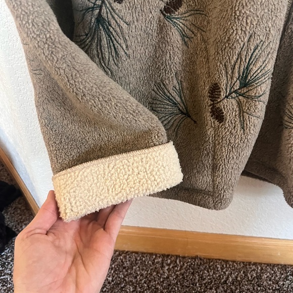 Vintage Teddi Pinecone Embroidered Sherpa Jacket - Picture 5 of 8